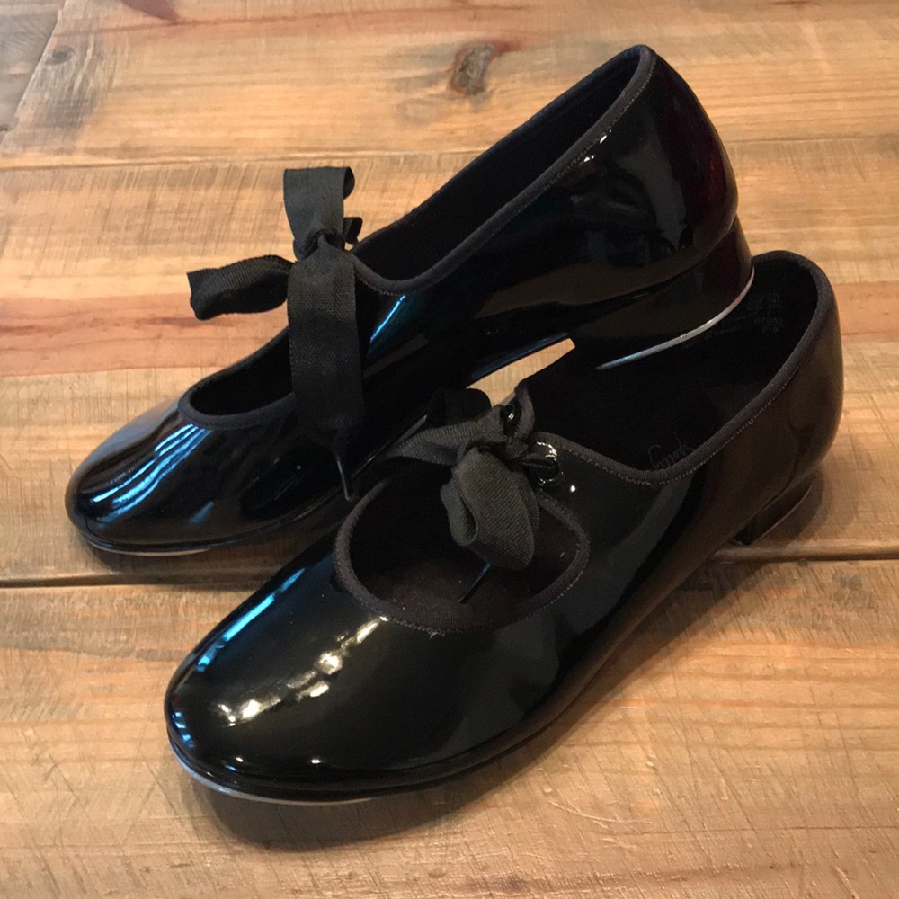 Like New Tap Shoes, Size 2 1/2